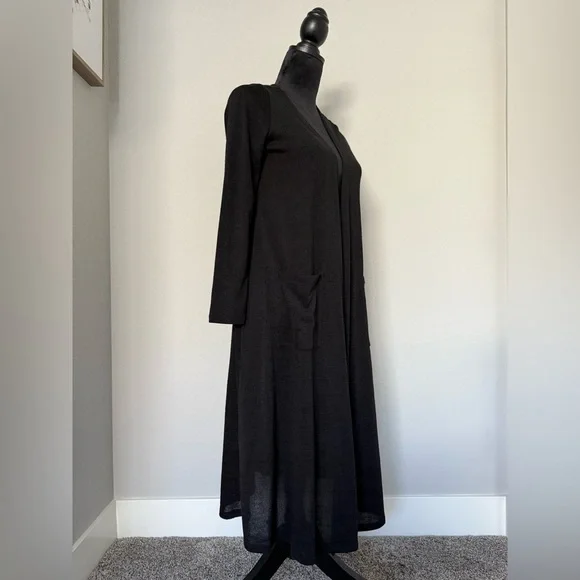 LuLaRoe Black Sarah Cardigan Sweater size Small - Picture 3 of 8